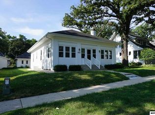 65 River Heights Dr, Mason City, IA 50401