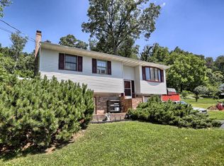 1662 Stony Battery Rd, Lancaster, PA 17601