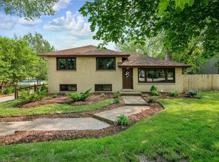 1515 W Wise Rd, Schaumburg, IL 60193