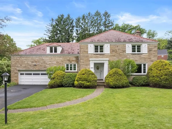 804 White Oak Cir, Pittsburgh, PA 15228