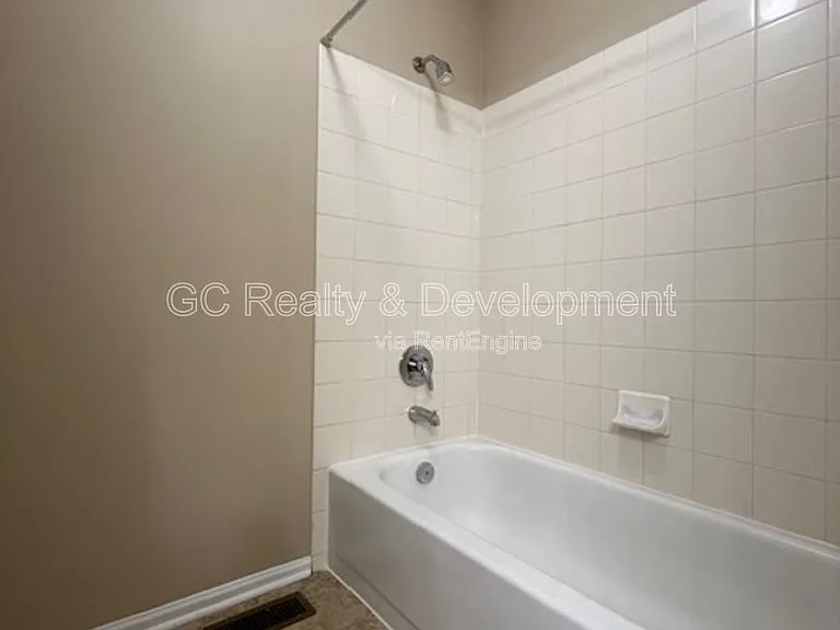 339 S Lancelot Ln — Photo 25