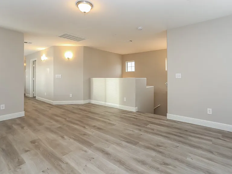 9007 Snowtrack Ave — Photo 8