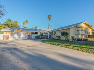 1572 Columbine Way, Upland, CA 91786