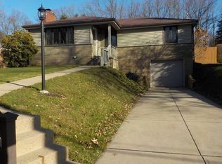 9472 Magellan Dr, Pittsburgh, PA