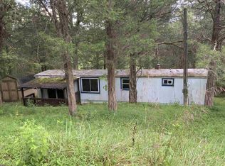 501 Buckeye Hills Rd, Falmouth, KY 41040