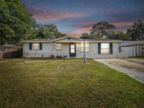 10290 129th Ter N, Largo, FL 33773