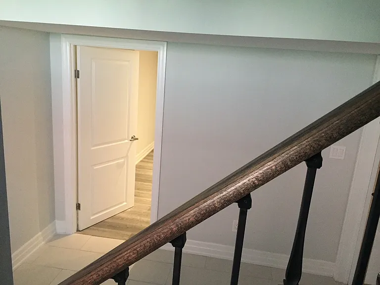 254 Altamira Rd #BASEMENT — Photo 10