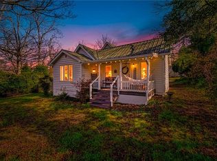 314 Holley St, Demorest, GA 30535