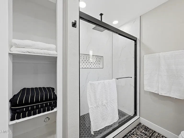 10432 W Avalon Dr — Photo 45