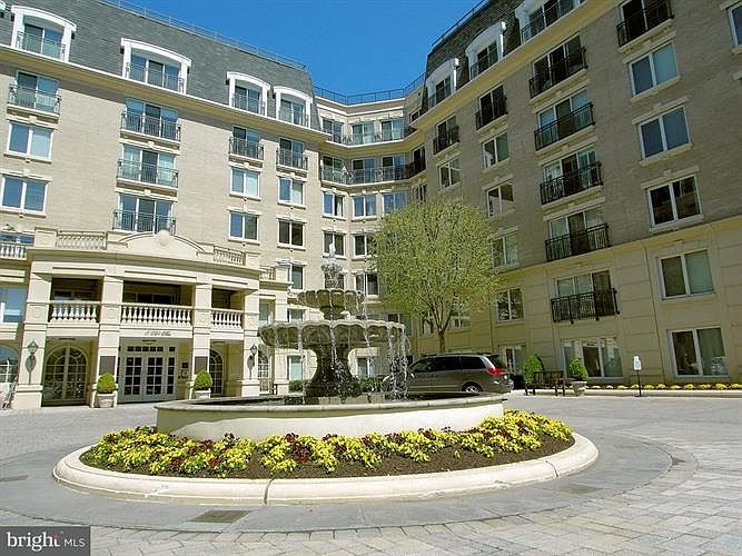 1st image of 5 Park Pl APT 704