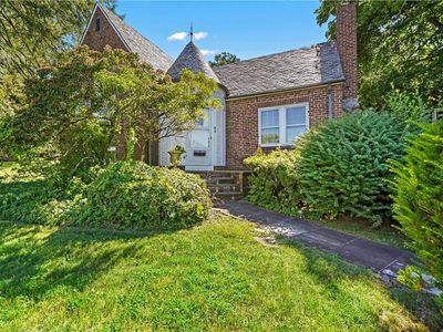 4 Maple Street, Elmsford, NY, 10523
