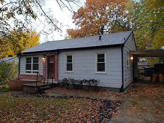 2nd image of 1801 S Vermont Ave #3
