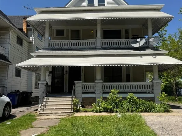 9907 Parkgate Ave, Cleveland, OH 44108