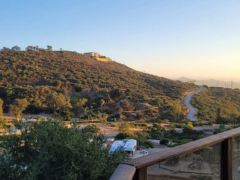 2828 La Cresta Rd — Photo 47