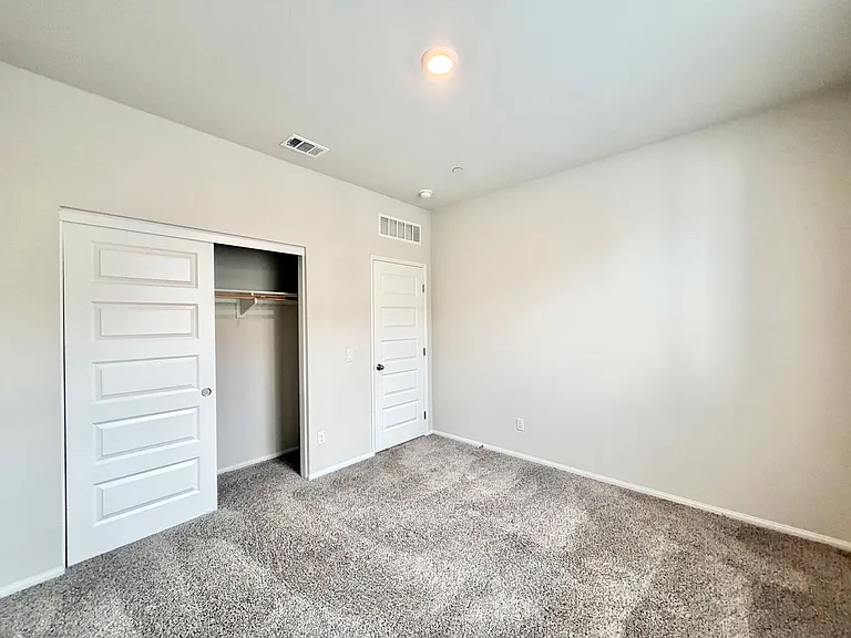 40617 Birchfield Dr — Photo 34