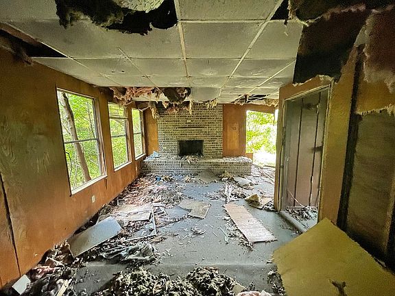5th image of 321 County Road 2167 #C