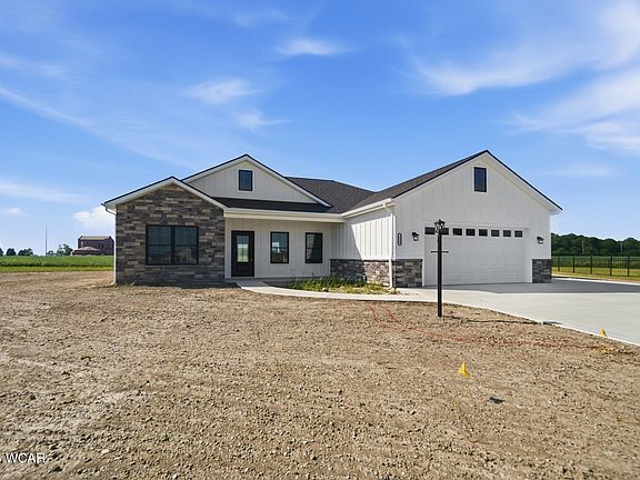 3rd image of 1414 Rye Dr