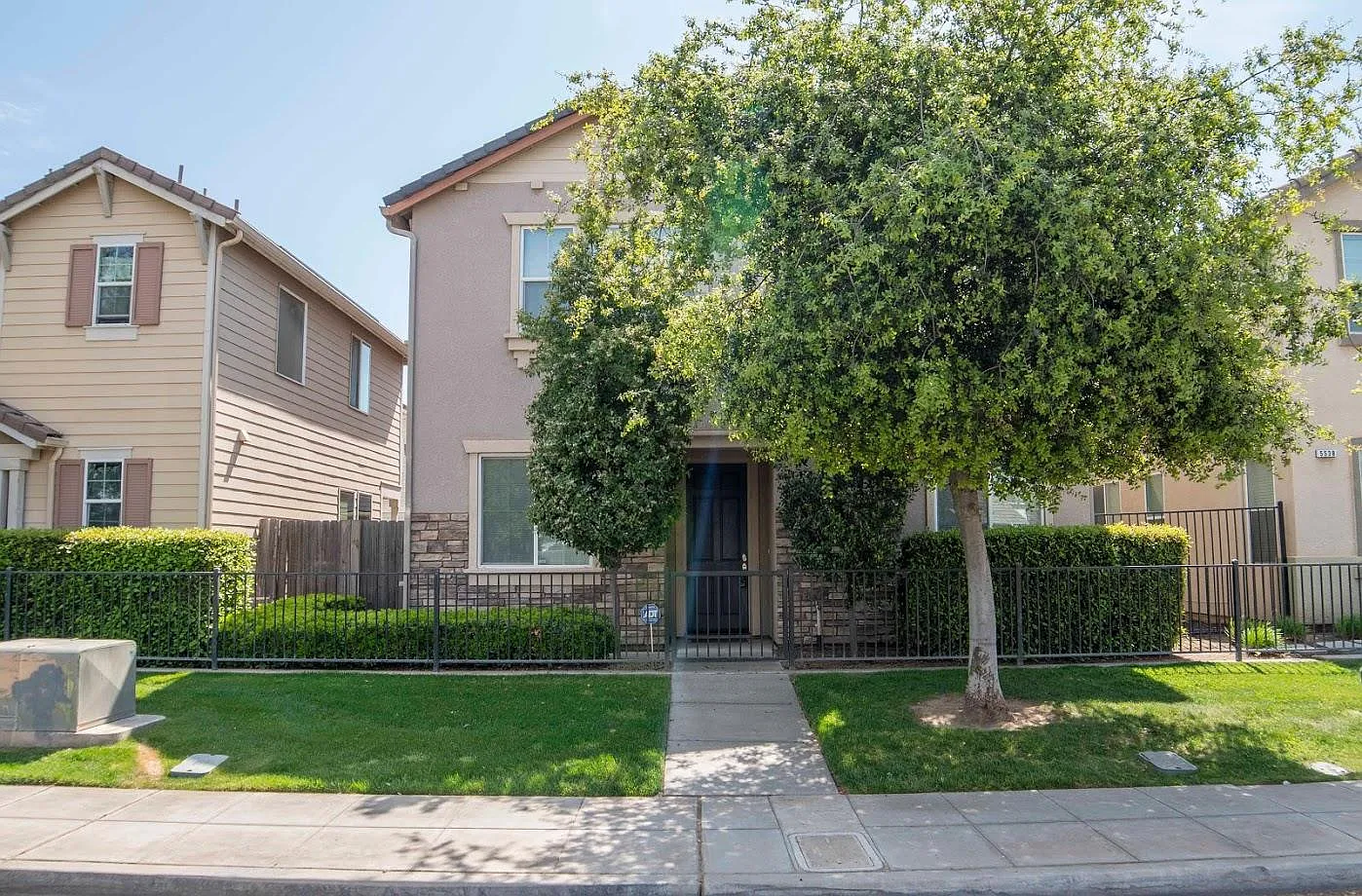 5542 N Salinas Ave photo 1