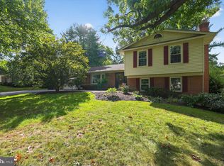 4916 Sunflower Dr, Rockville, MD 20853