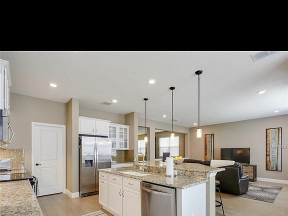 3rd image of 5883 Ambersweet Ct