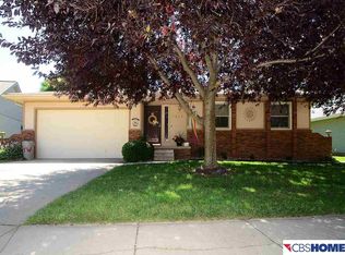 5265 N 110th Cir, Omaha, NE 68164