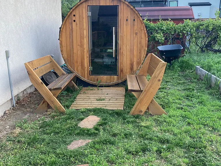 Outdoor barrel sauna! Shared with renters in above garage apartment.