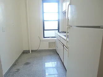 Rented by NYLA Realty