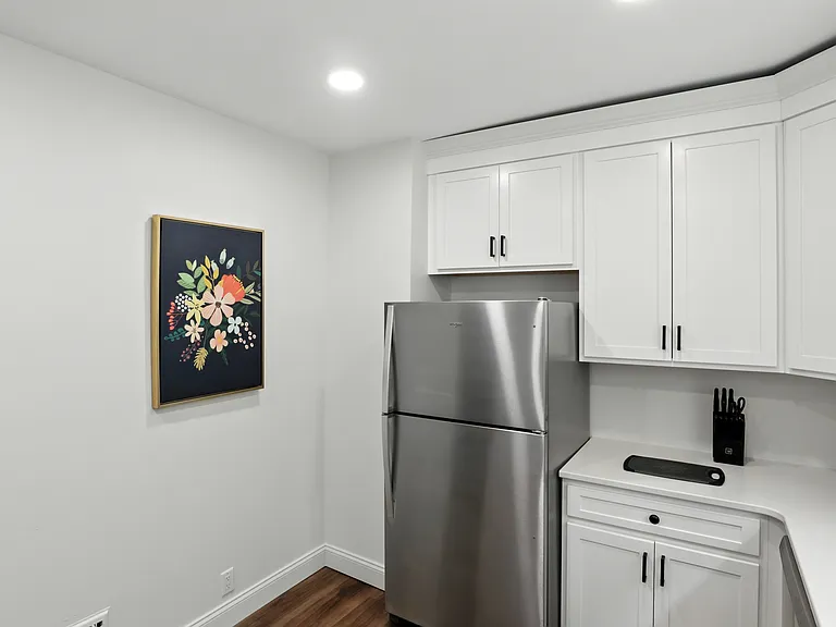 140 Commonwealth Ave — Photo 13