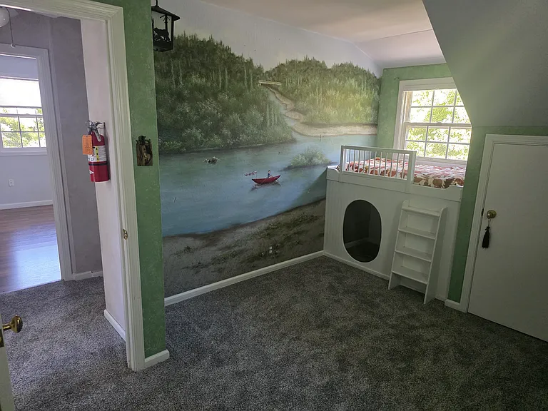 191 Pickwick Dr — Photo 5