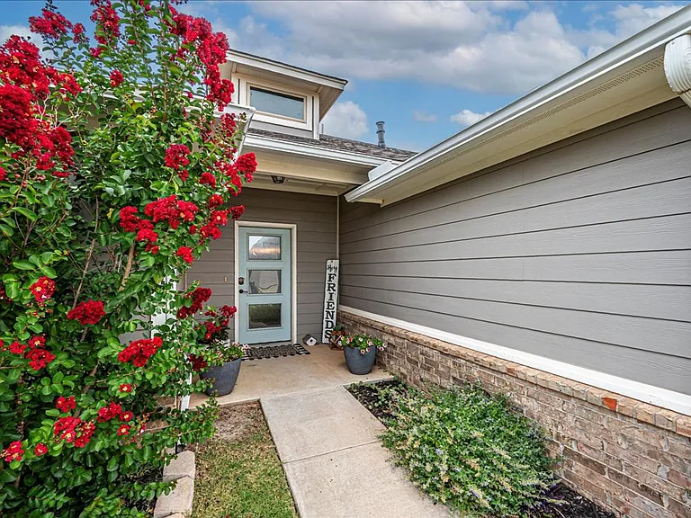 10300 Glover River Dr — Photo 42