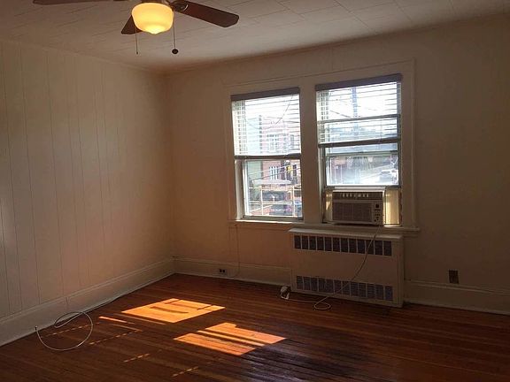 4th image of 2325 21st St