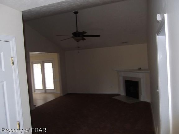 4th image of 3690 Pioneer Dr