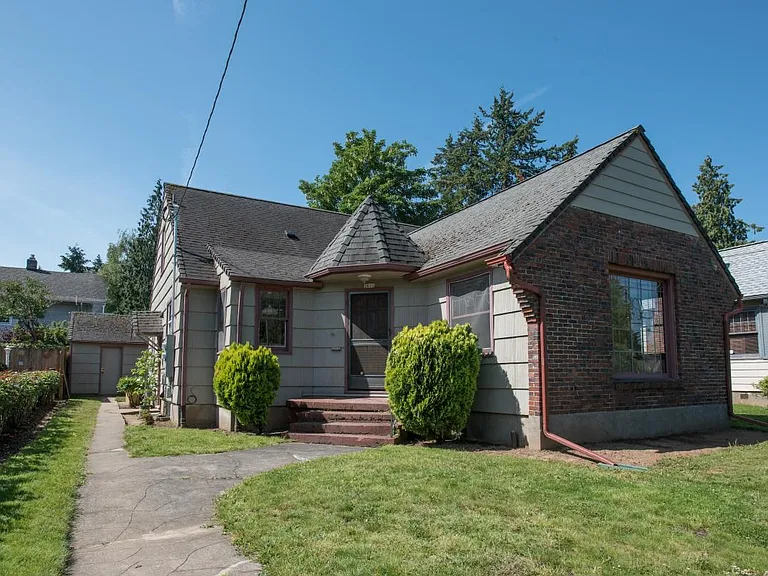2628 NE Ainsworth St — Photo 25