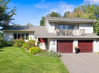 6460 Fallbrook Rd, Eden Prairie, MN 55344