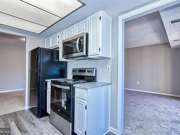 5th image of 10210 Bushman Dr APT 322