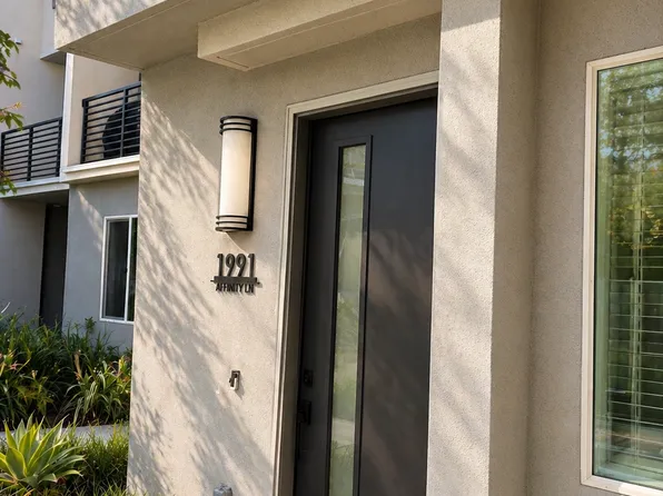 (undisclosed Address), Chula Vista, CA 91915