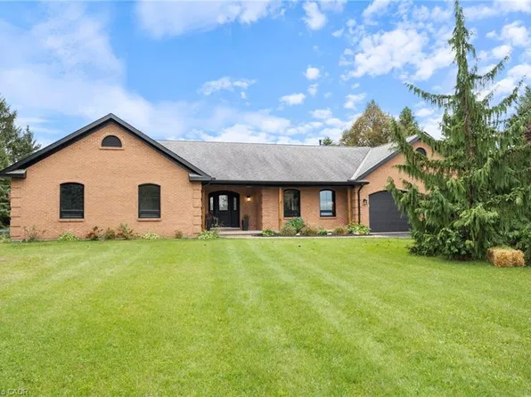 320 Evergreen Hill Rd, Norfolk County, ON N3Y 4K1