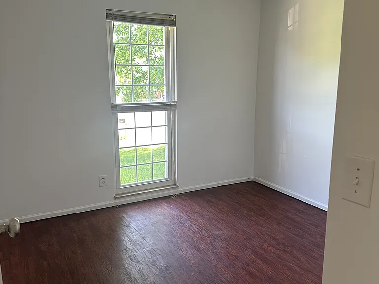 1615 McGuire Ct — Photo 16