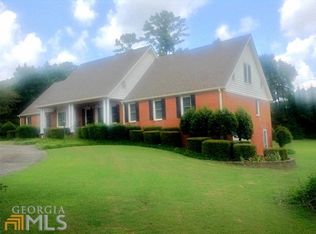137 Fairway Dr, Carrollton, GA 30117