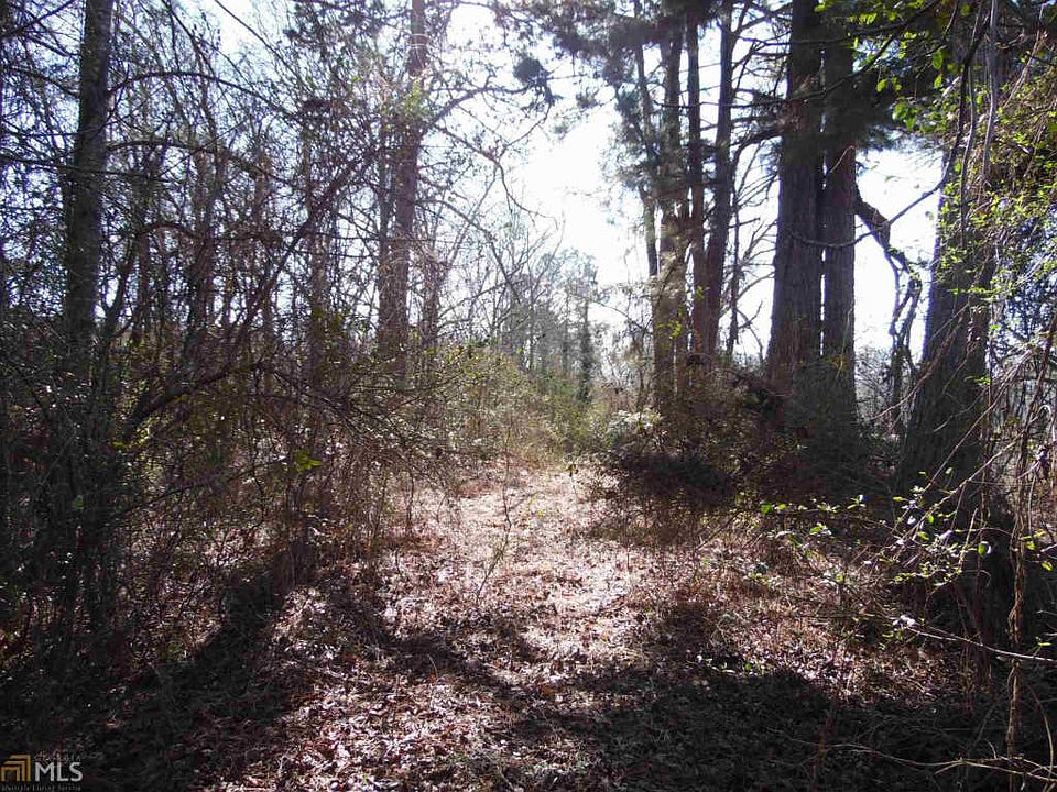 2nd image of 4153 Browns Bridge Rd
