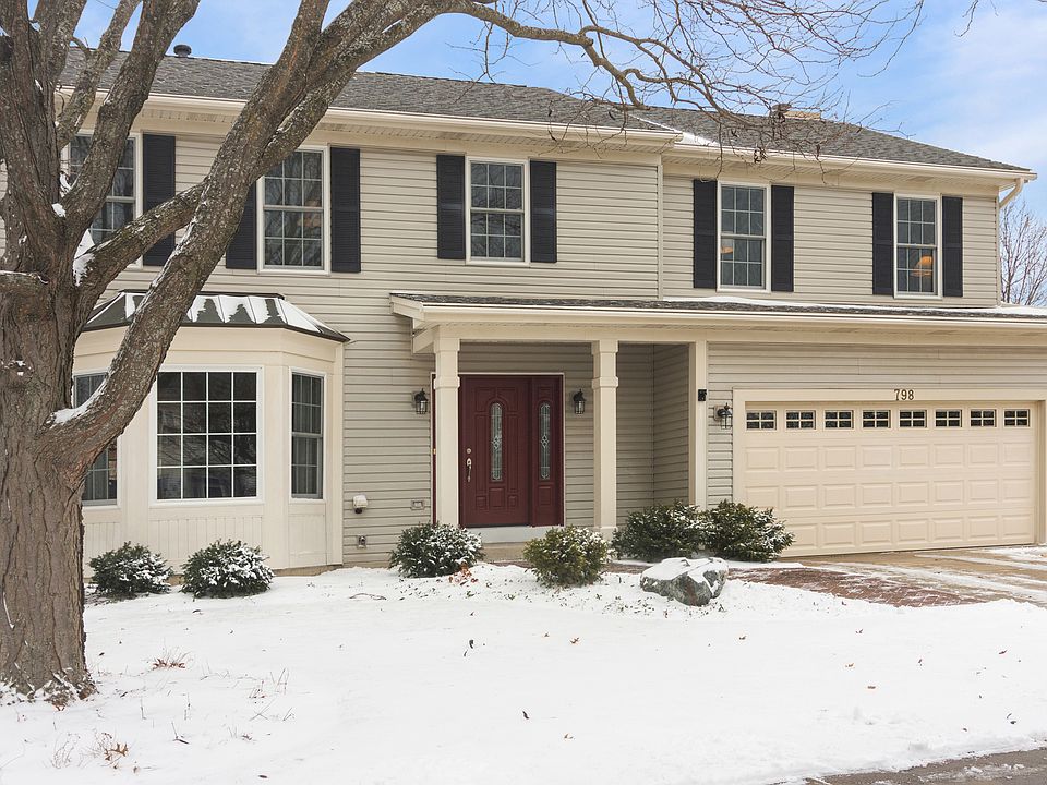 1st image of 798 Wexford Ct