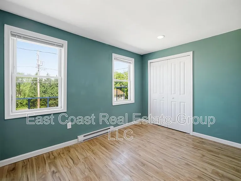 116 S High St — Photo 16