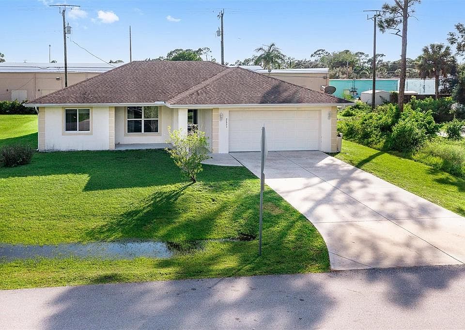 1st image of 2651 Lakeshore Cir