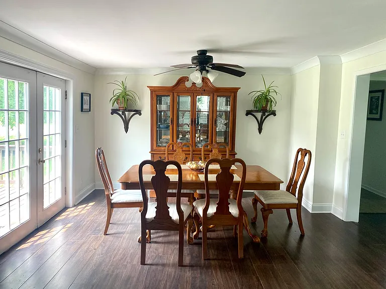 Rocky River Rd W — Photo 14