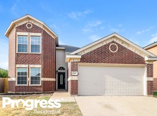 2105 Pacino Dr, Fort Worth, TX 76134