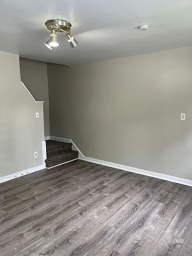 422-426 Cedar Drive Photo 1