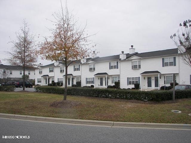 2nd image of 3802 Sterling Pointe Dr Unit B-1