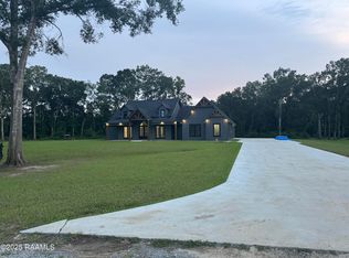 632 Kilchrist Rd, Carencro, LA 70520