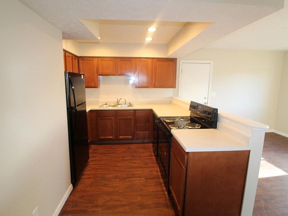 4th image of 5774 Ponderosa Dr
