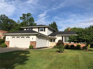 32930 Cromwell Dr, Solon, OH 44139